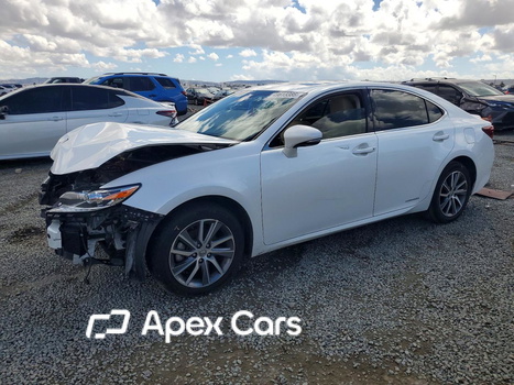 Lexus ES 2018 - Image 1 of 14