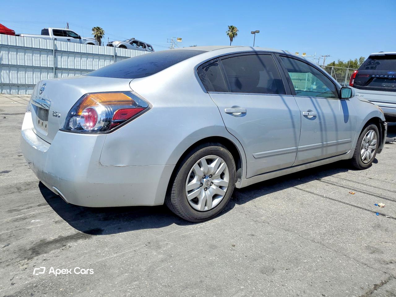 Nissan Altima 2012