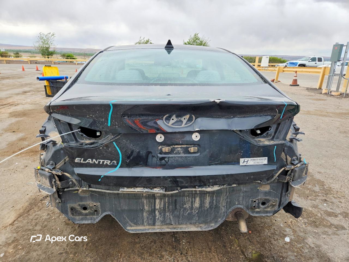 Hyundai Elantra 2018