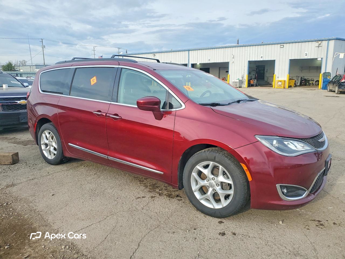 Chrysler Pacifica 2017