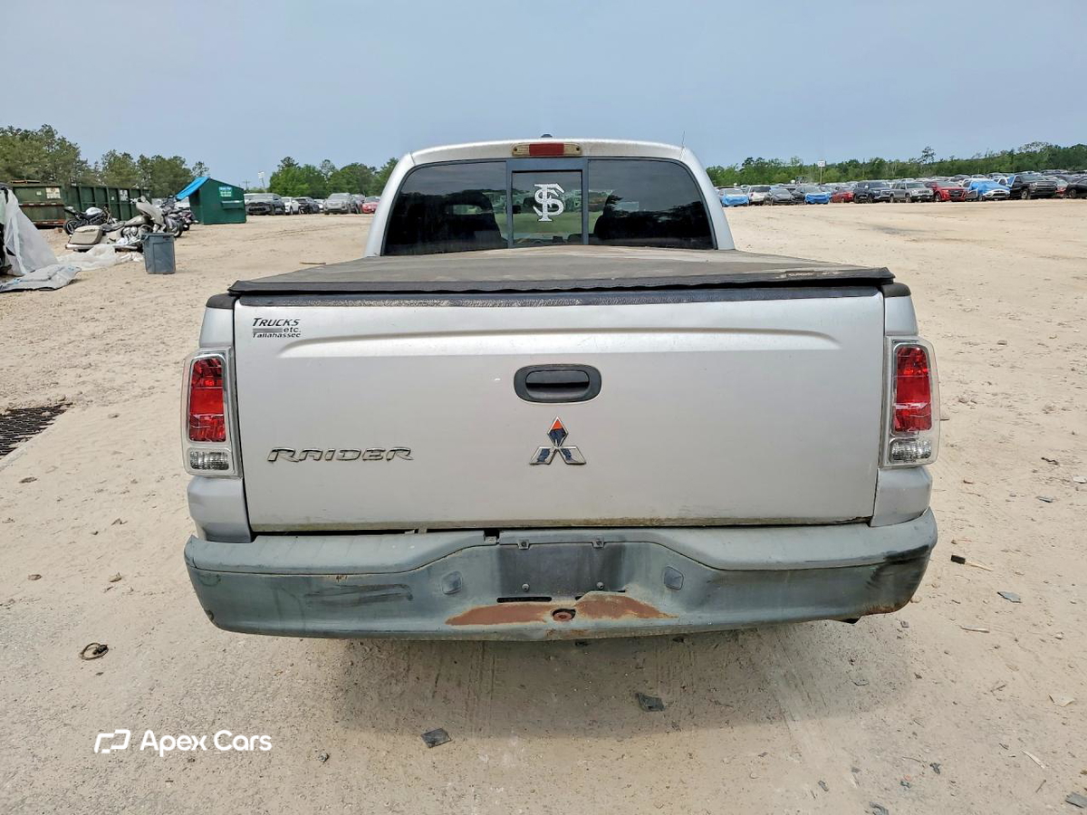 Mitsubishi Raider 2007