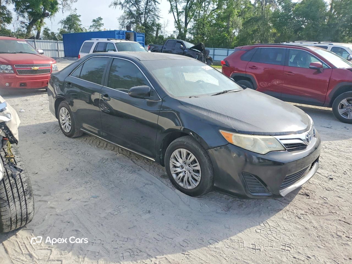 Toyota Camry 2012