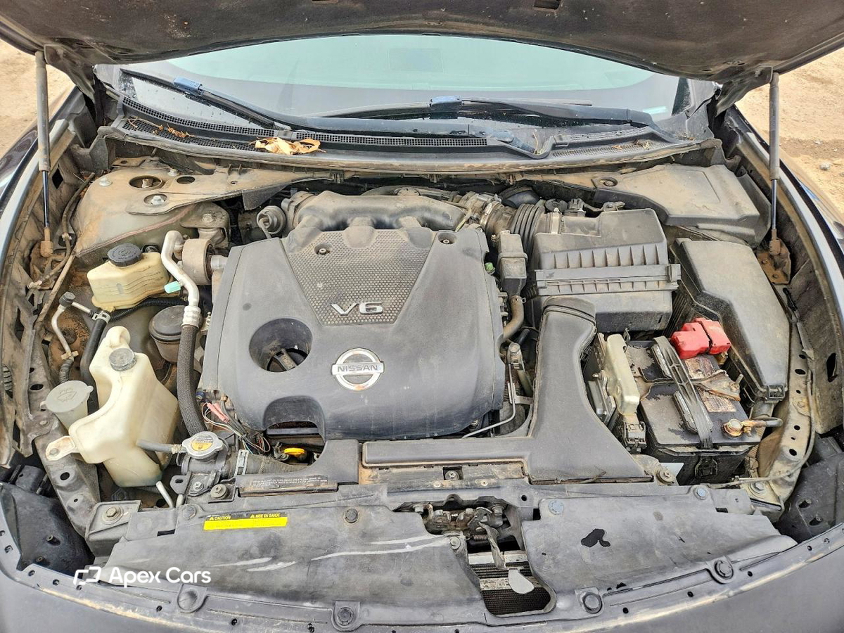Nissan Maxima 2012