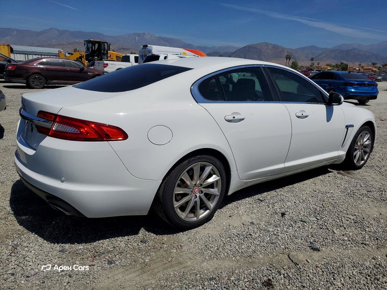 Jaguar XF 2015
