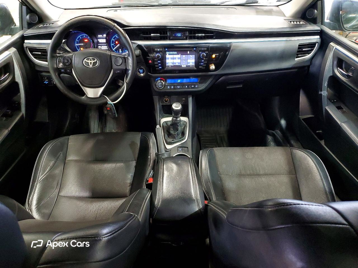 Toyota Corolla 2015