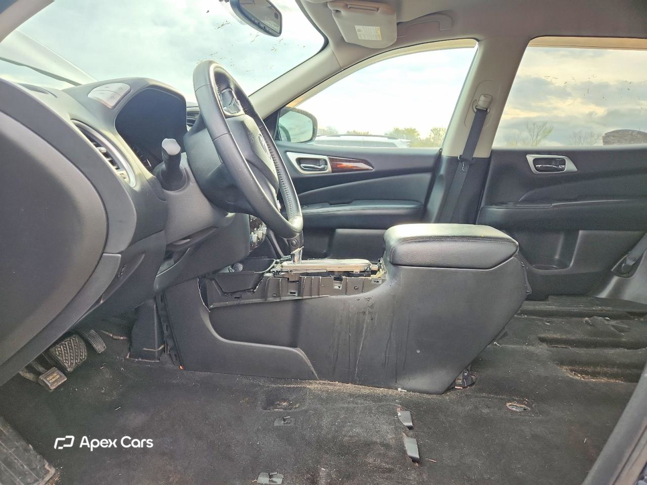 Nissan Pathfinder 2013