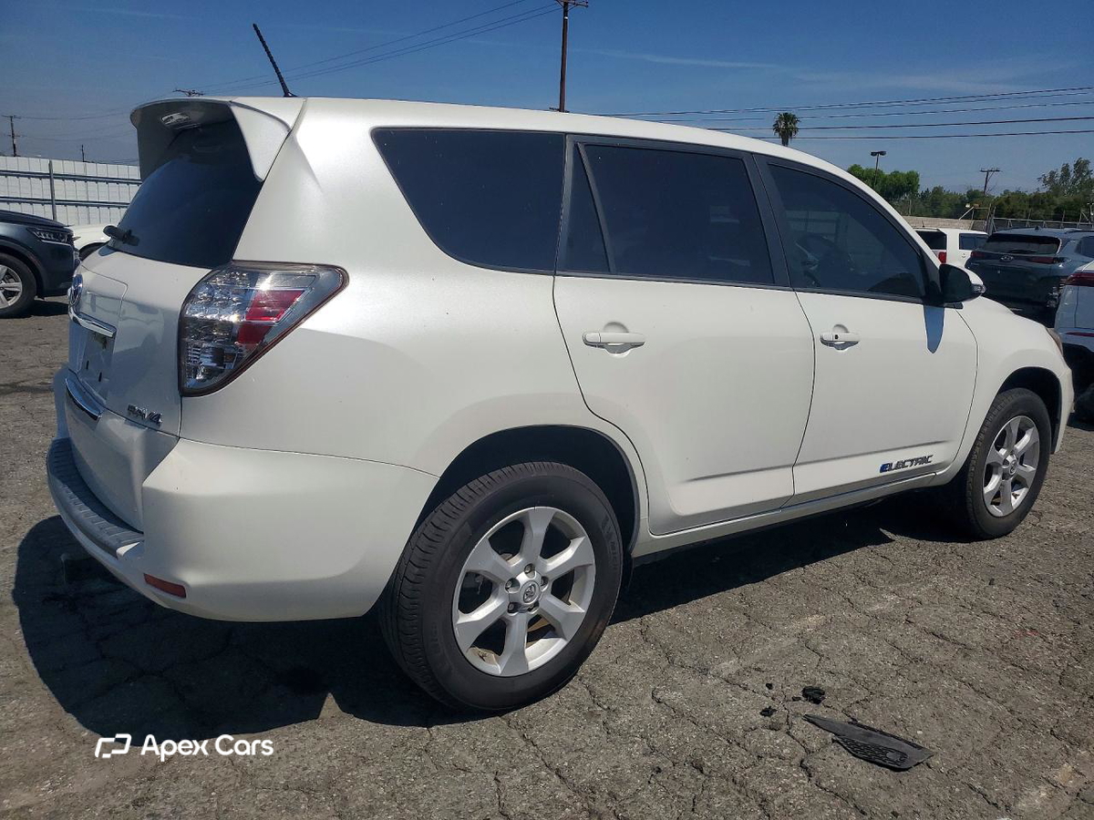 Toyota RAV 4 2014