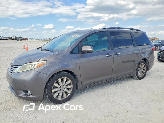 Toyota Sienna 2015 - Image 1 of 13