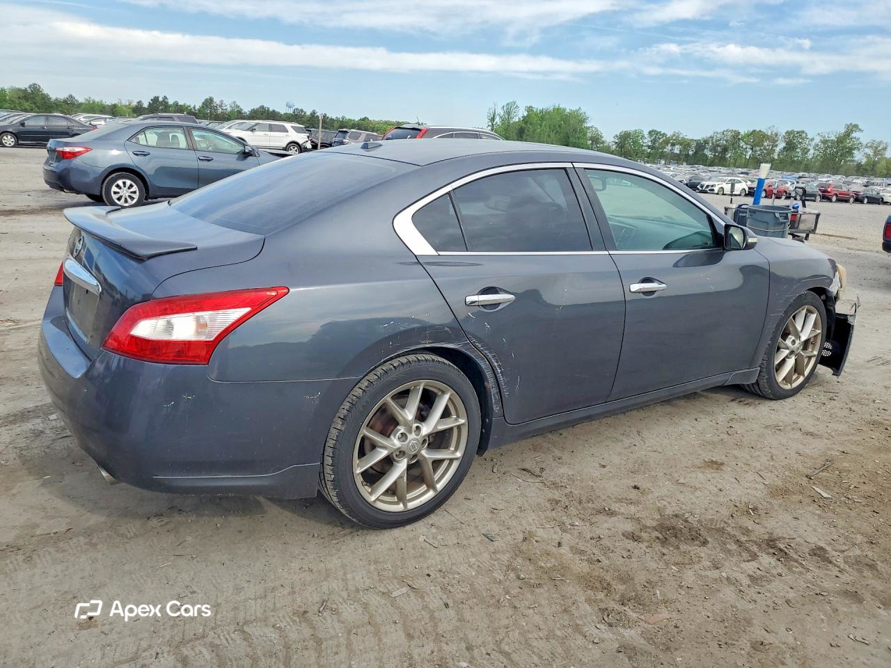 Nissan Maxima 2010