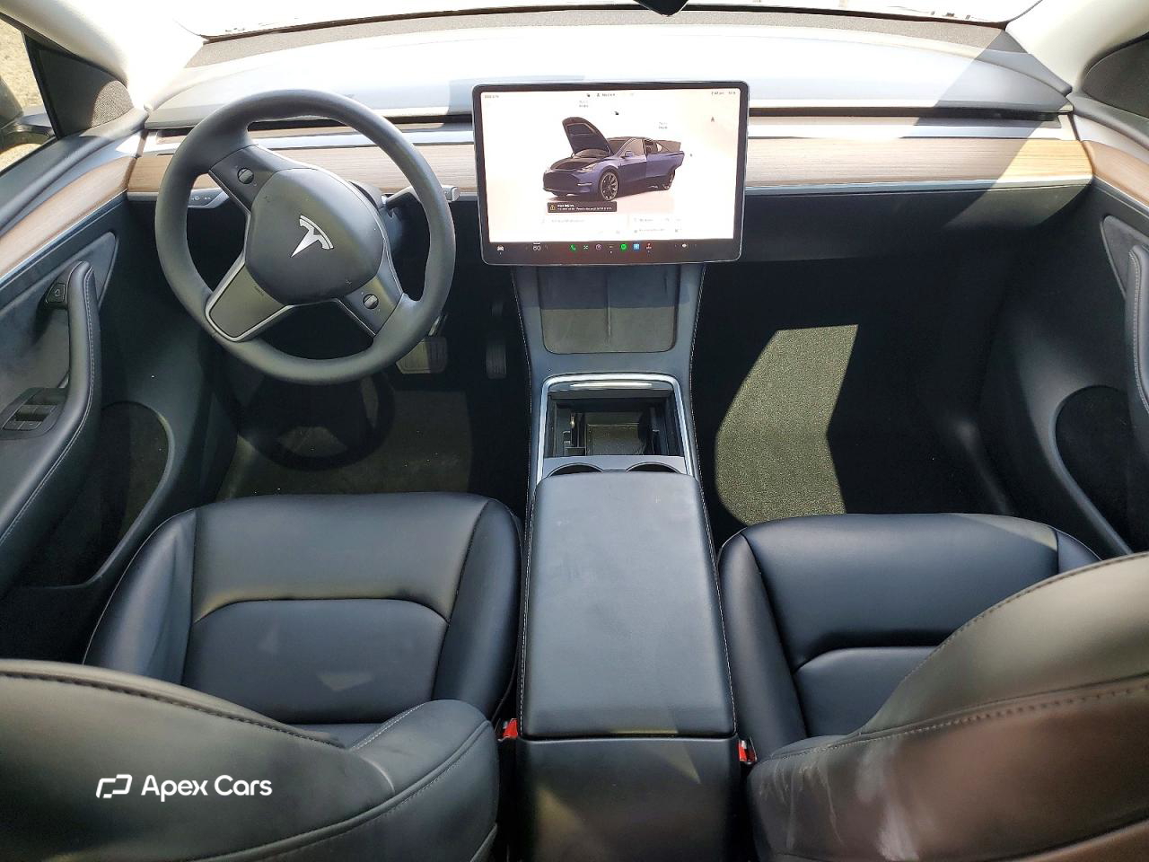 Tesla Model Y 2024