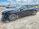 Lexus ES 2019