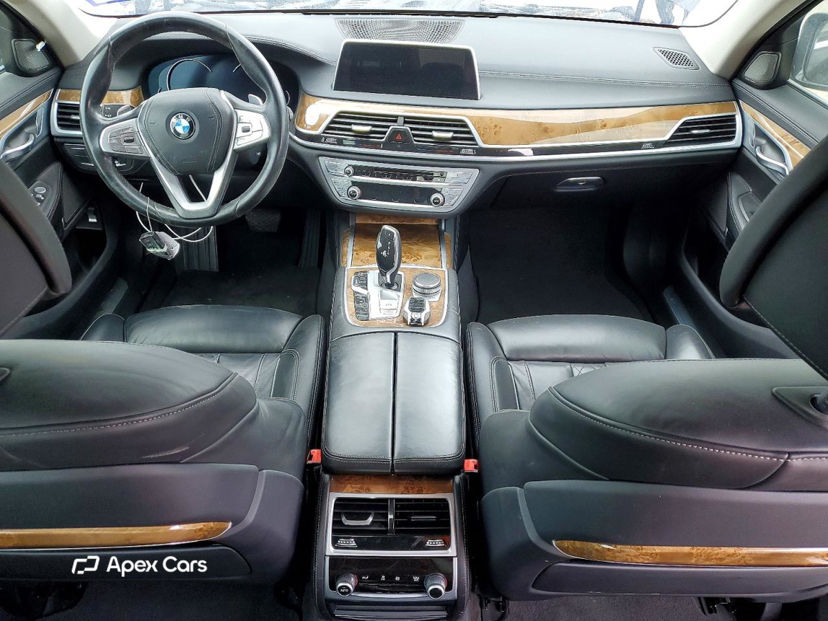 BMW Series 7 2017