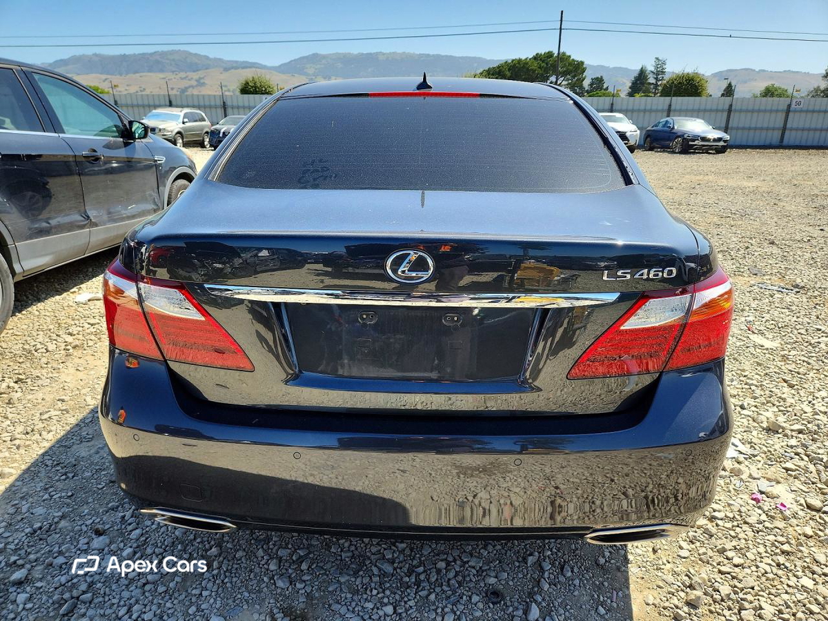 Lexus LS 2011
