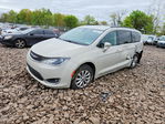Chrysler Pacifica 2017