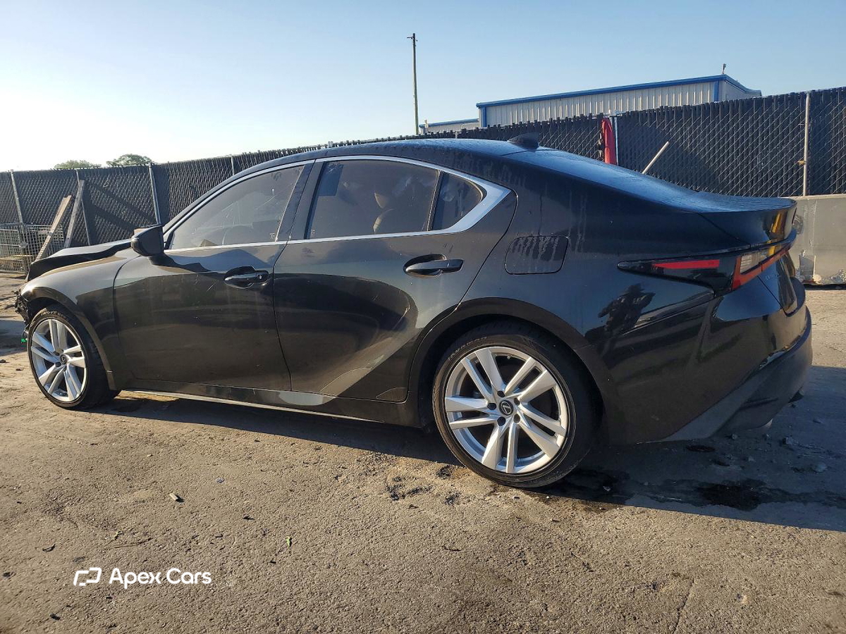 Lexus IS 2021