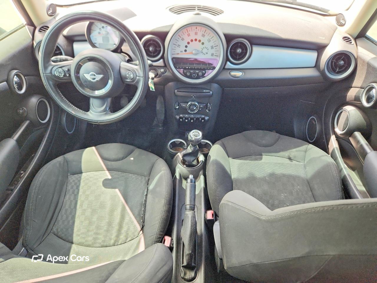 MINI Cooper 2013