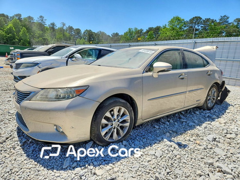 Lexus ES 2013 - Image 1 of 12