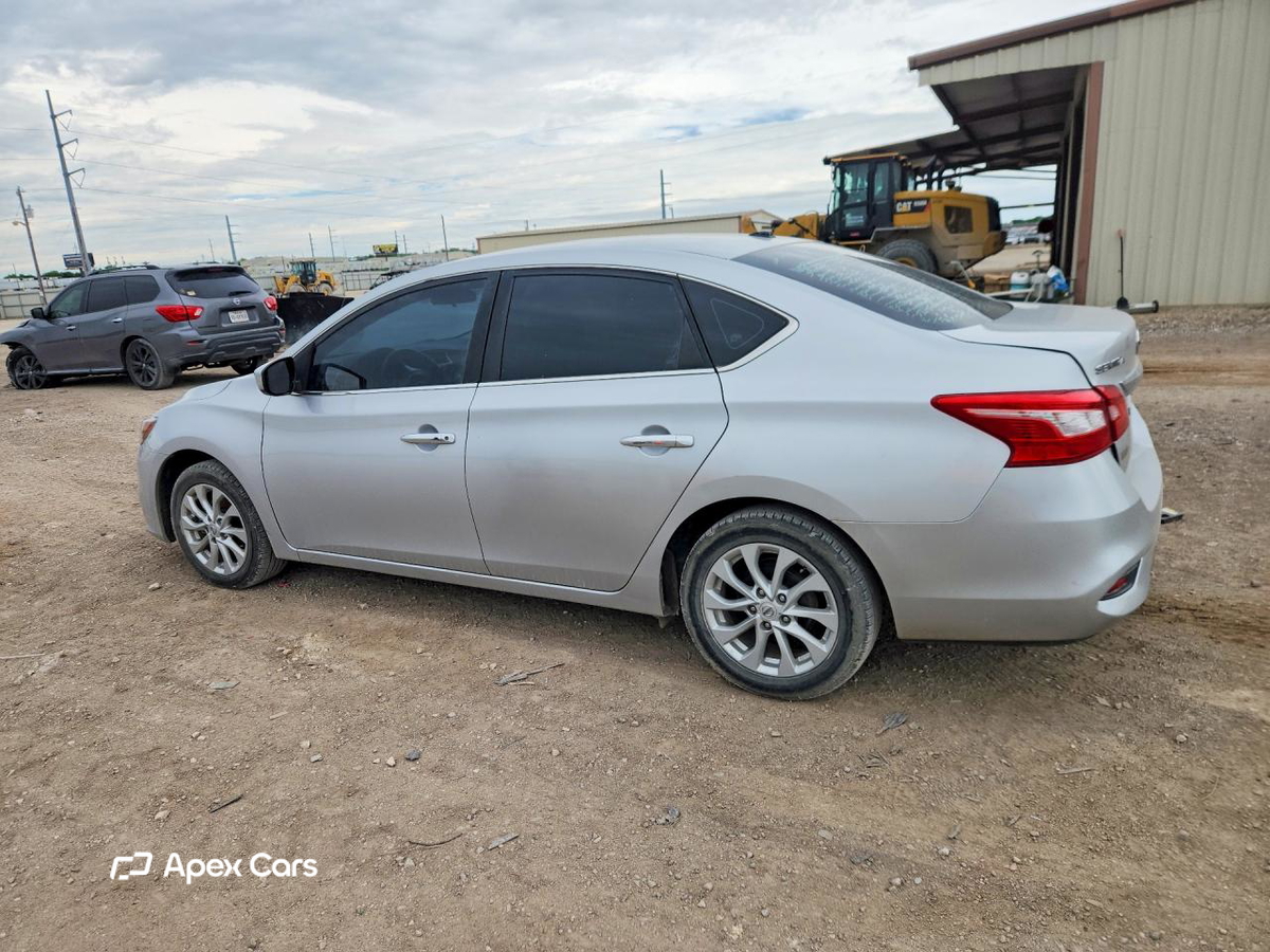 Nissan Sentra 2018