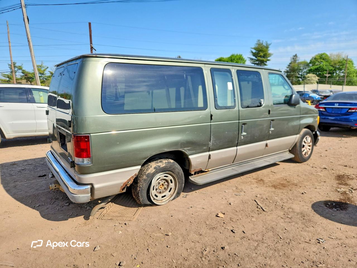 Ford Econoline 2002