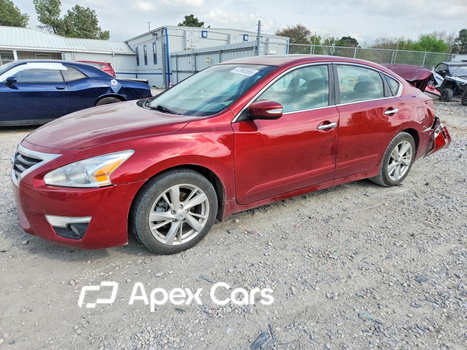 Nissan Altima 2015 - Image 1 of 5
