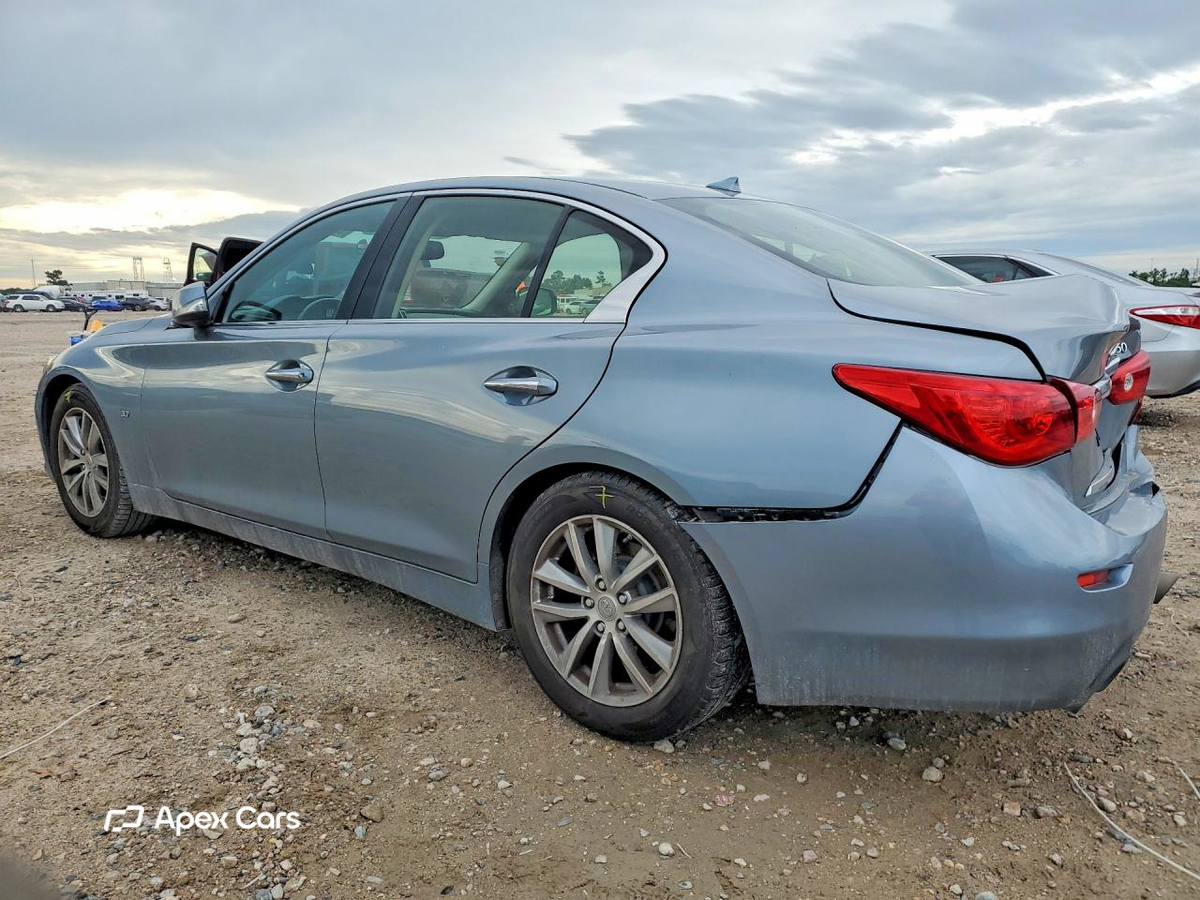 Infiniti Q50 2015