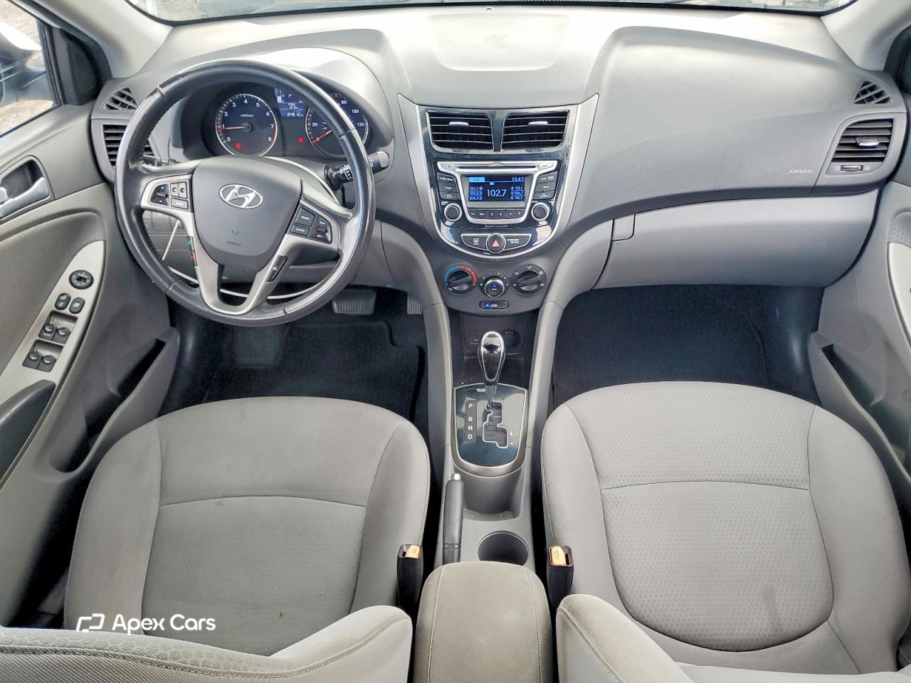 Hyundai Accent 2015