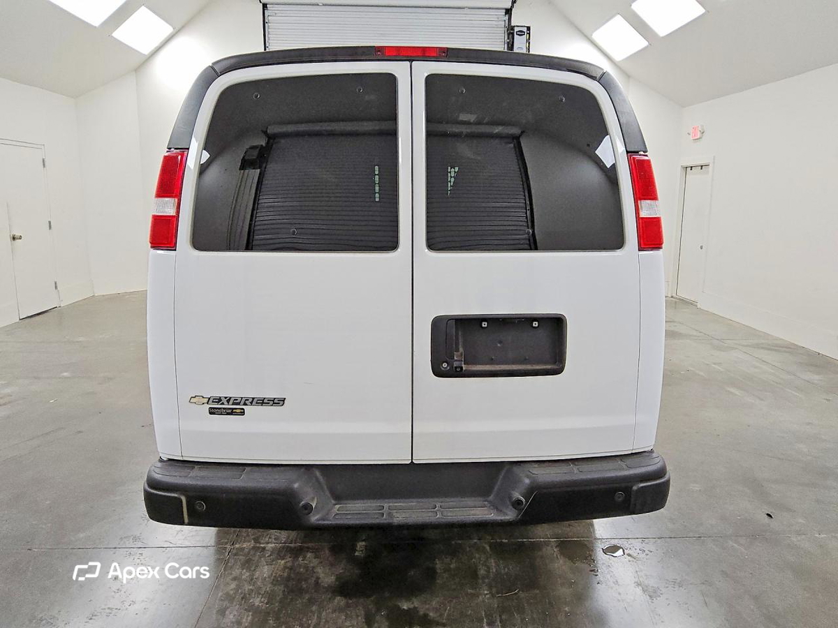 Chevrolet Express 2020