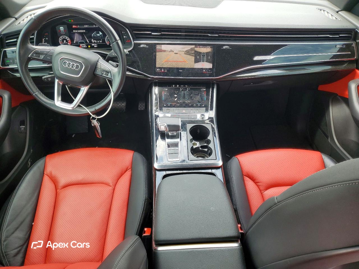 Audi Q8 2021