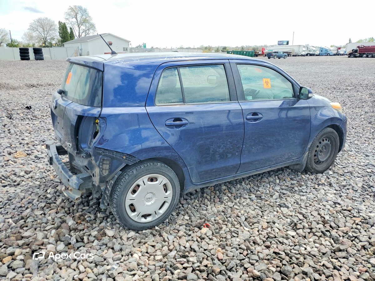 Scion xD 2009