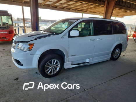 Dodge Caravan 2018 - Image 1 of 12