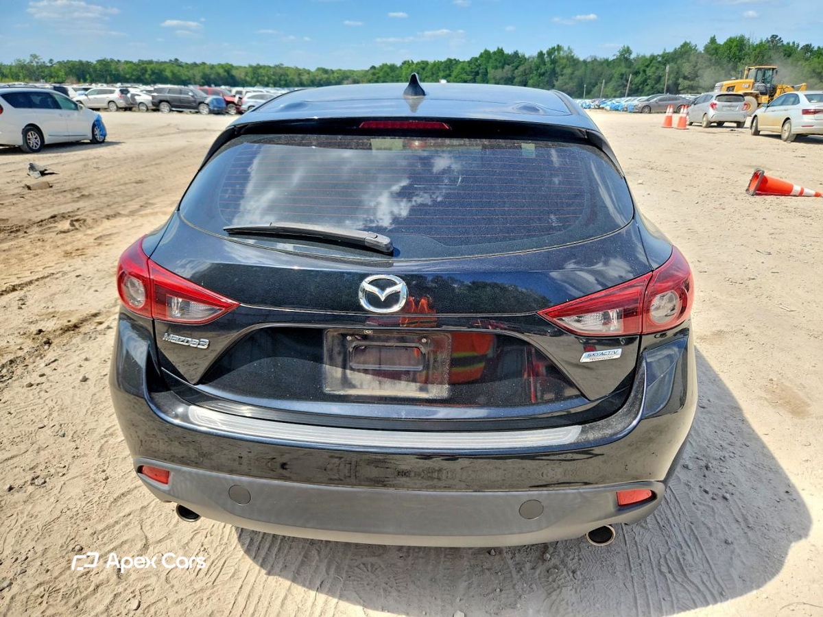 Mazda 3 2015