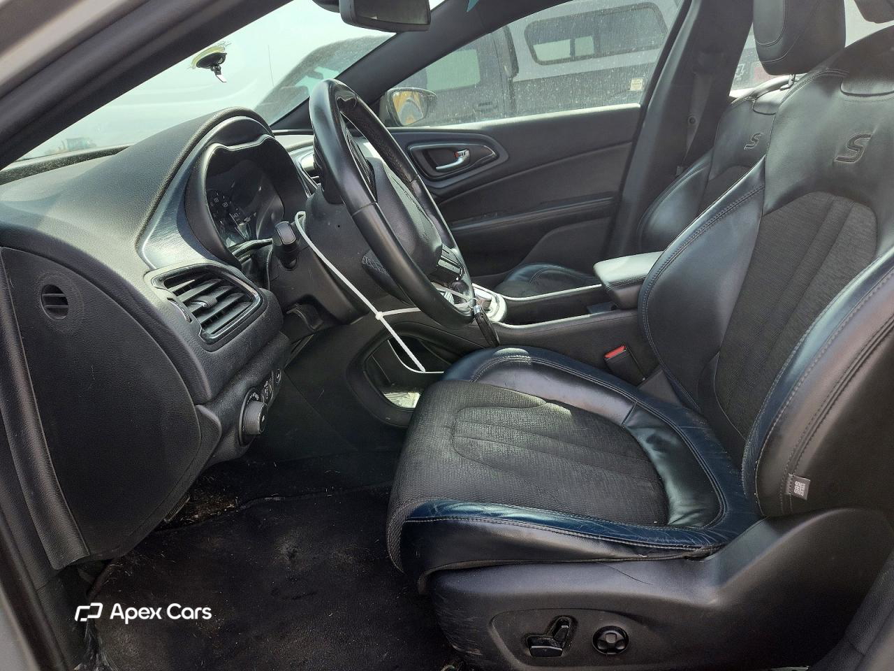 Chrysler 200 2015