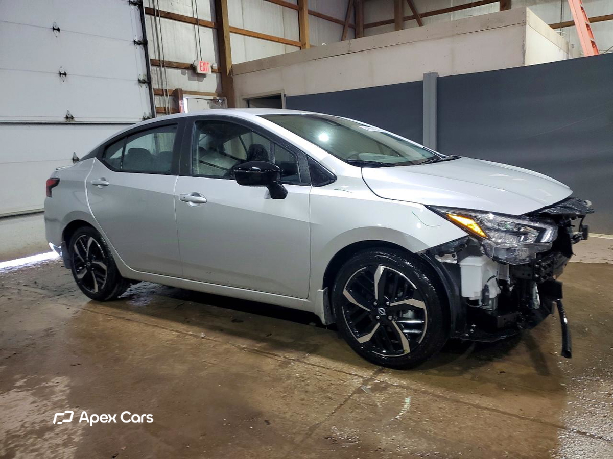 Nissan Versa 2025