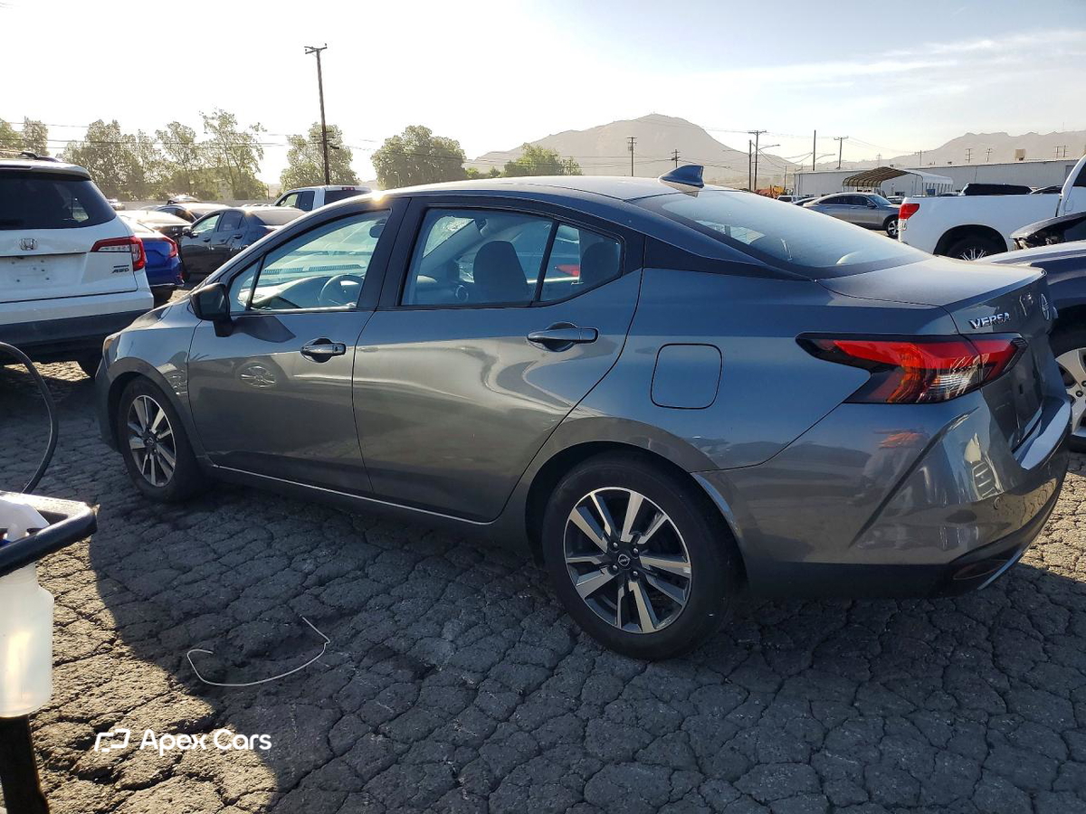 Nissan Versa 2025