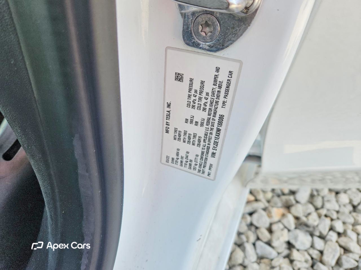 Tesla Model 3 2022