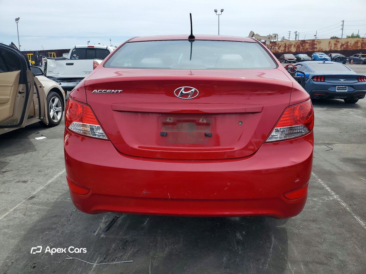 Hyundai Accent 2013