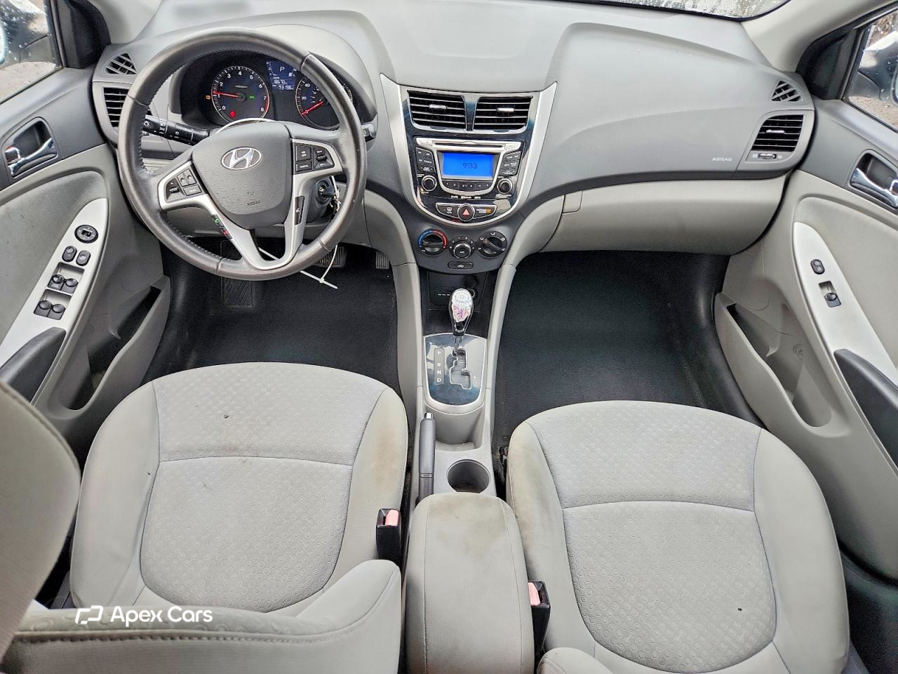 Hyundai Accent 2012