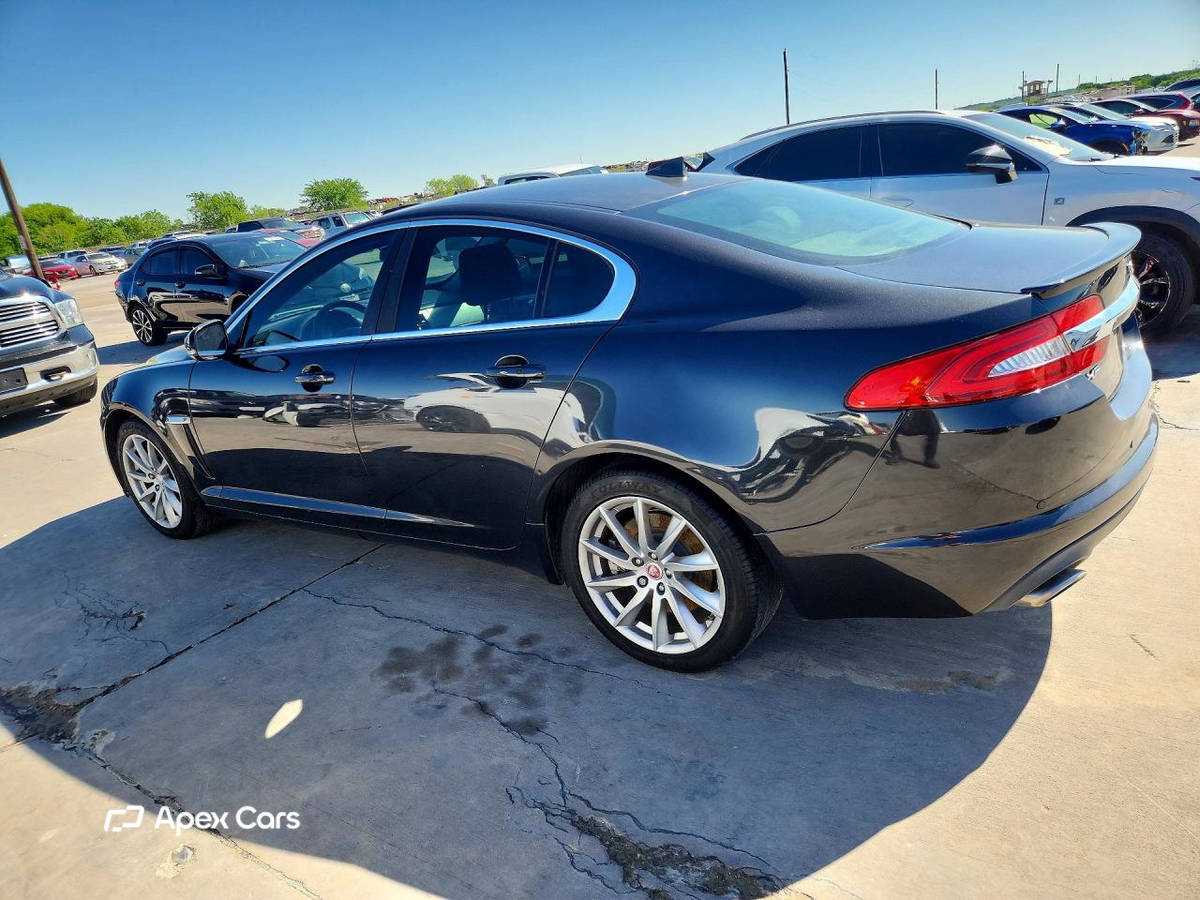 Jaguar XF 2015