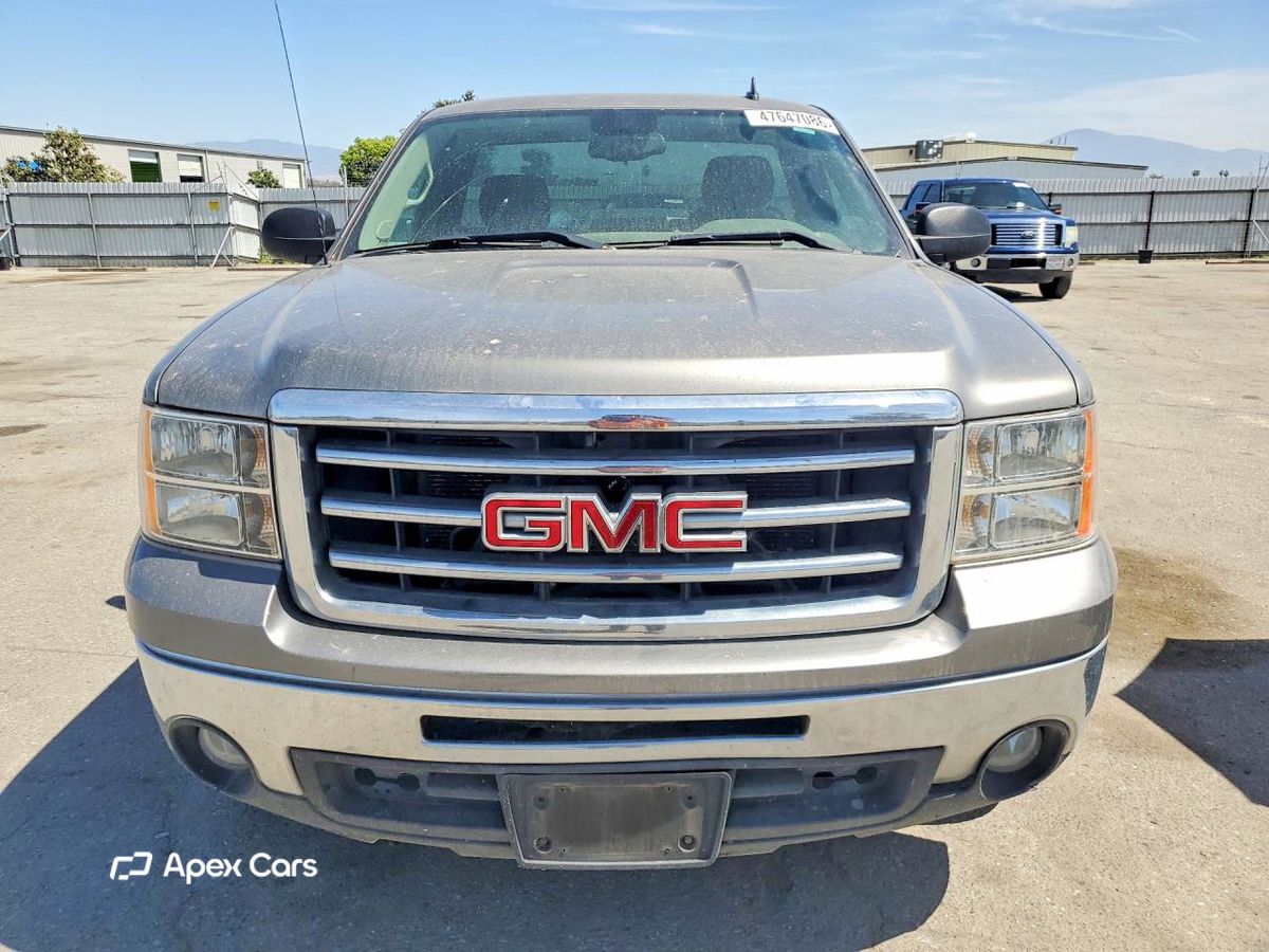 GMC Sierra 2013