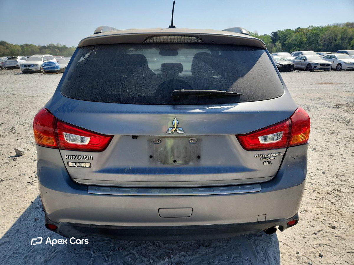 Mitsubishi Outlander 2016
