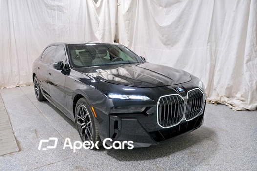 BMW Series 7 2023 - Image 1 of 11