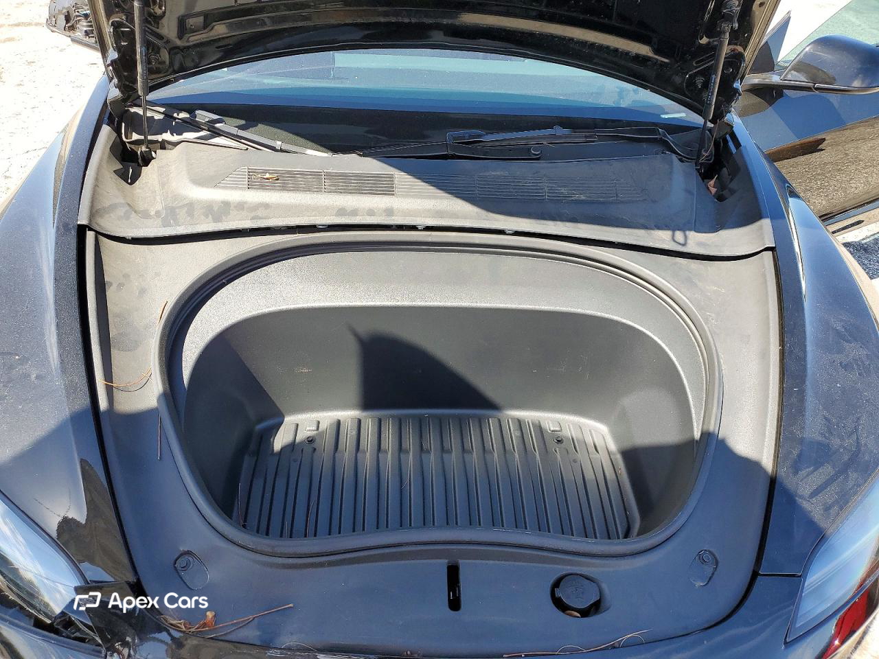 Tesla Model 3 2025