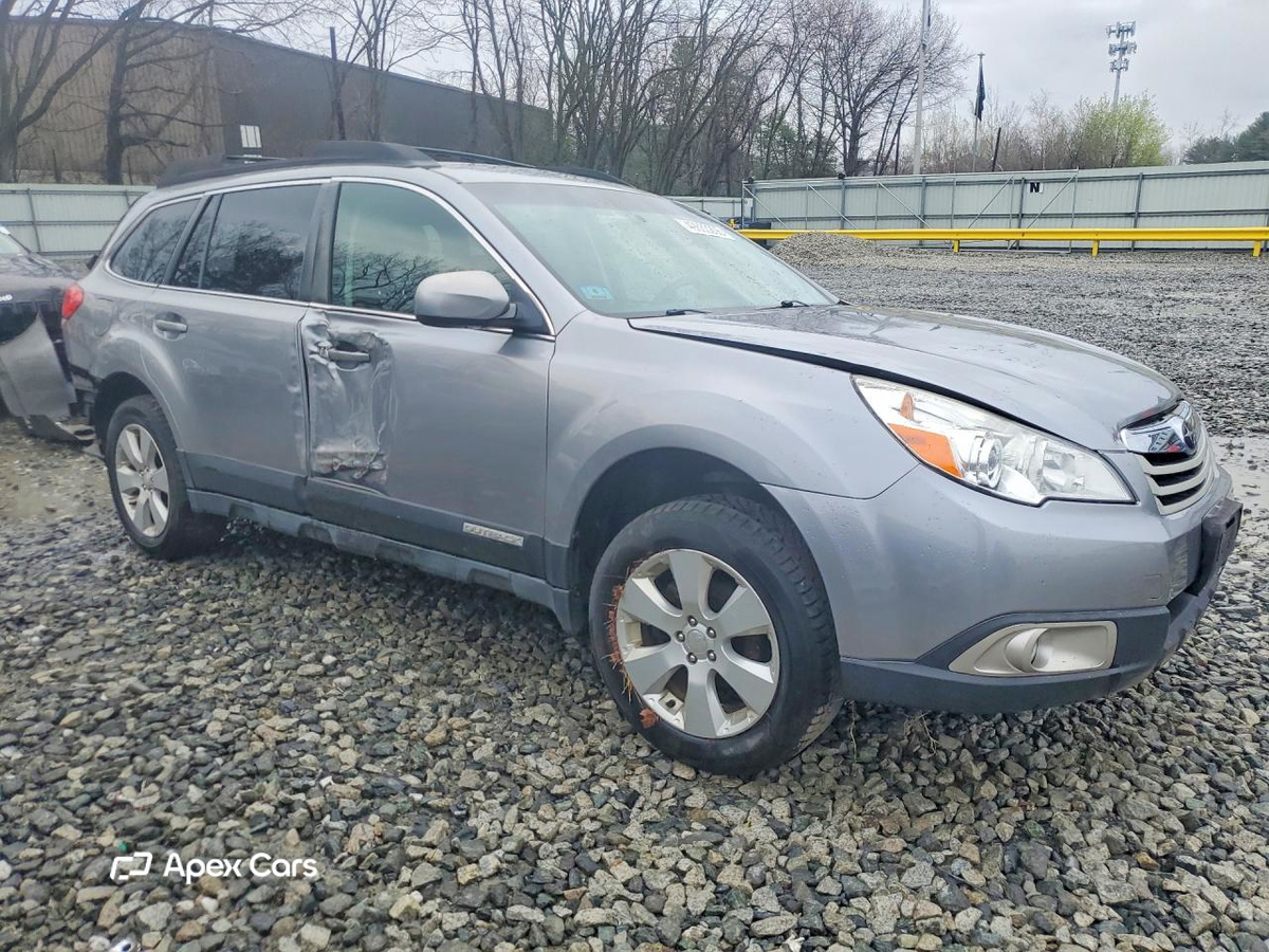 Subaru Outback 2011