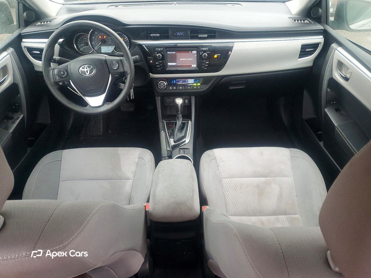 Toyota Corolla 2015
