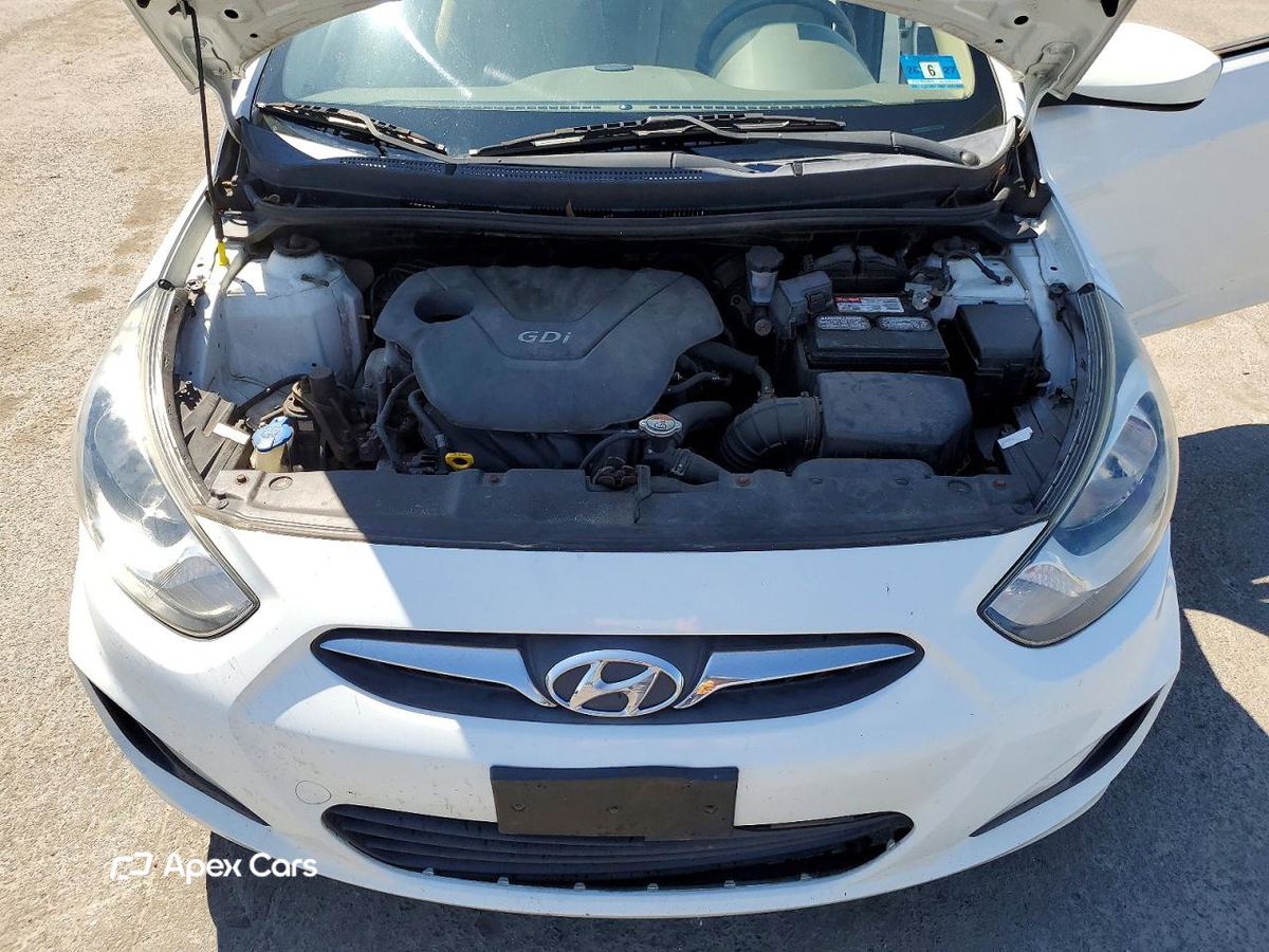 Hyundai Accent 2013
