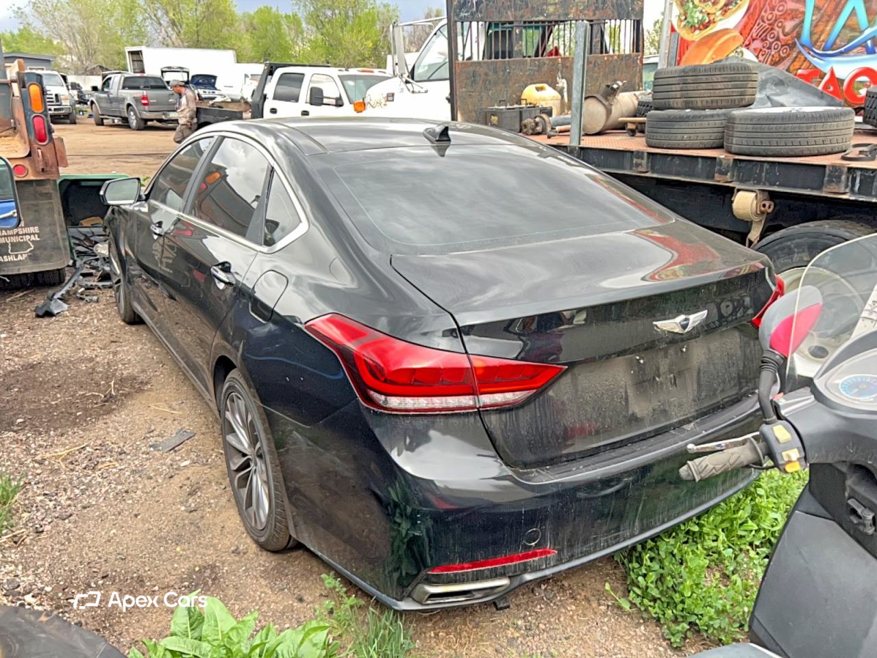 Hyundai Genesis 2015