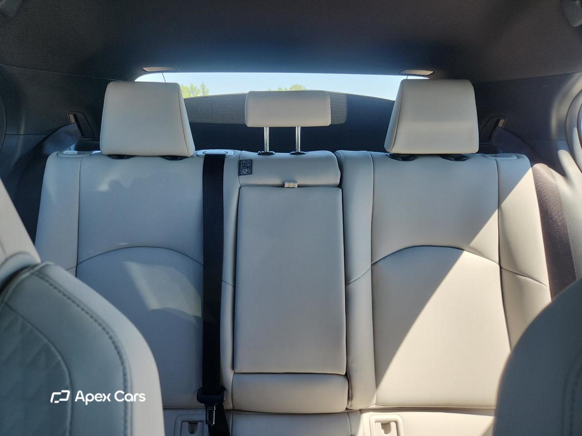 Lexus UX 2020
