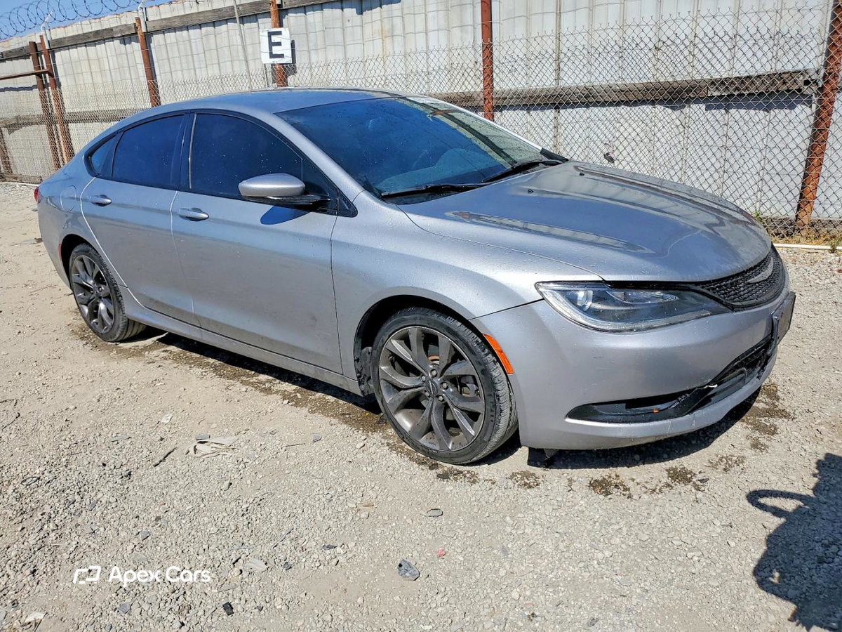 Chrysler 200 2015
