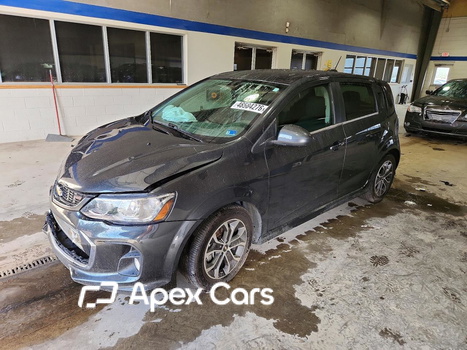 Chevrolet Sonic 2017 - Image 1 of 15