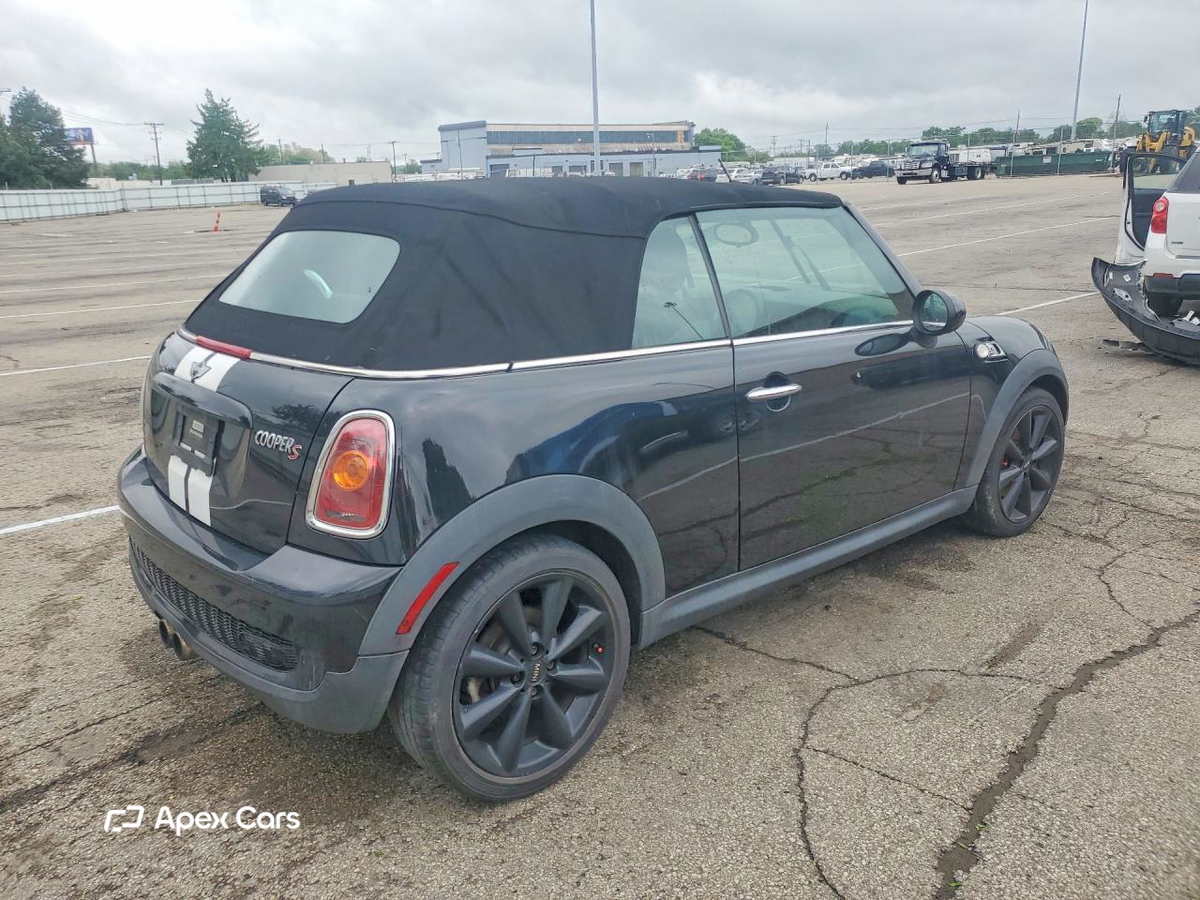 MINI Cooper 2010